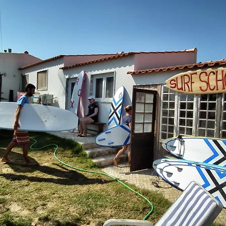 Daire Da Silva Surf Three